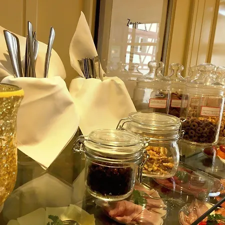 Schwanen In Der City Hotel 3*